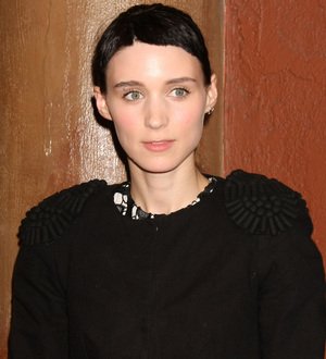 Rooney Mara learned skateboarding for Dragon Tattoo role