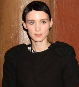 Rooney Mara learned skateboarding for Dragon Tattoo role