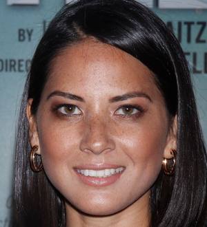 Olivia Munn writes newspaper essay to help save circus elephant