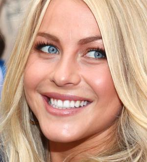 Julianne Hough embarrassed by childhood Daniel Radcliffe love note