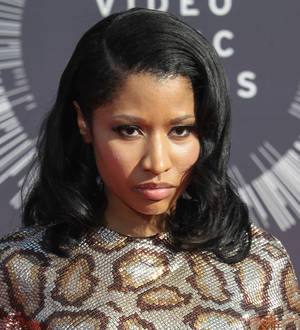 Nicki Minaj: 'Snake bite dancer was a trooper'