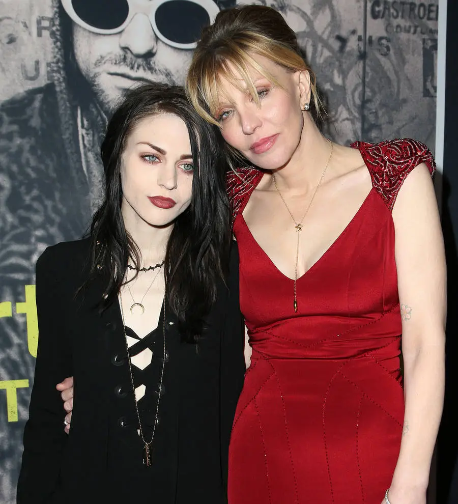 Frances Bean Cobain's house intruder drama was like a telenovela