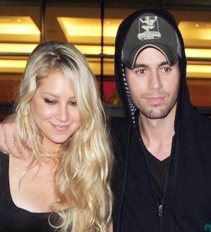 Iglesias' Rep Denies Kournikova Split
