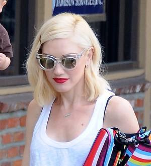 Gwen Stefani calls cops over stalker fears