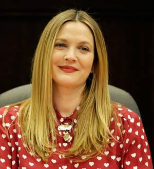 Drew Barrymore calls cops over house scare