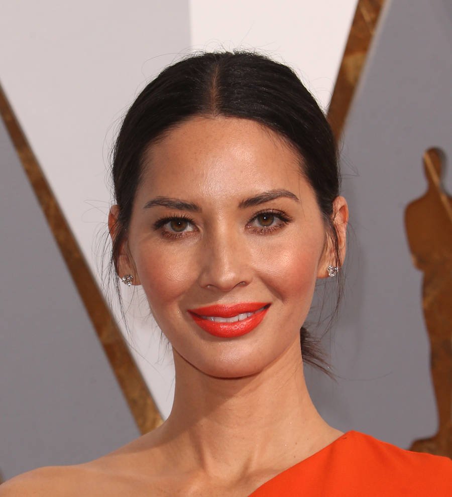 Olivia Munn got 'a bunch' of her eggs frozen