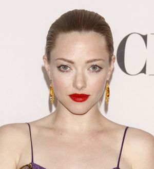 Amanda Seyfried moves on from Hartnett with another actor