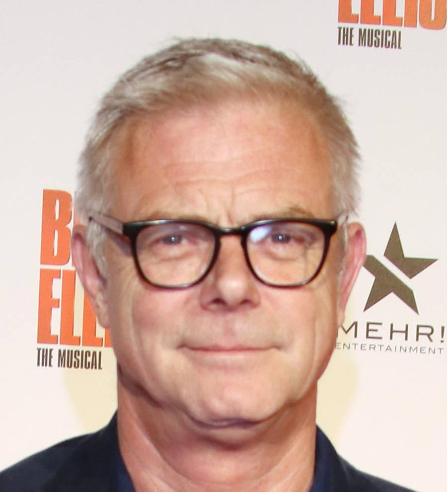 Stephen Daldry in talks for Obi-Wan Kenobi movie