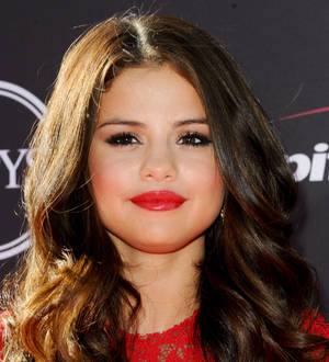 Selena Gomez celebrates 21st birthday with weekend of partying