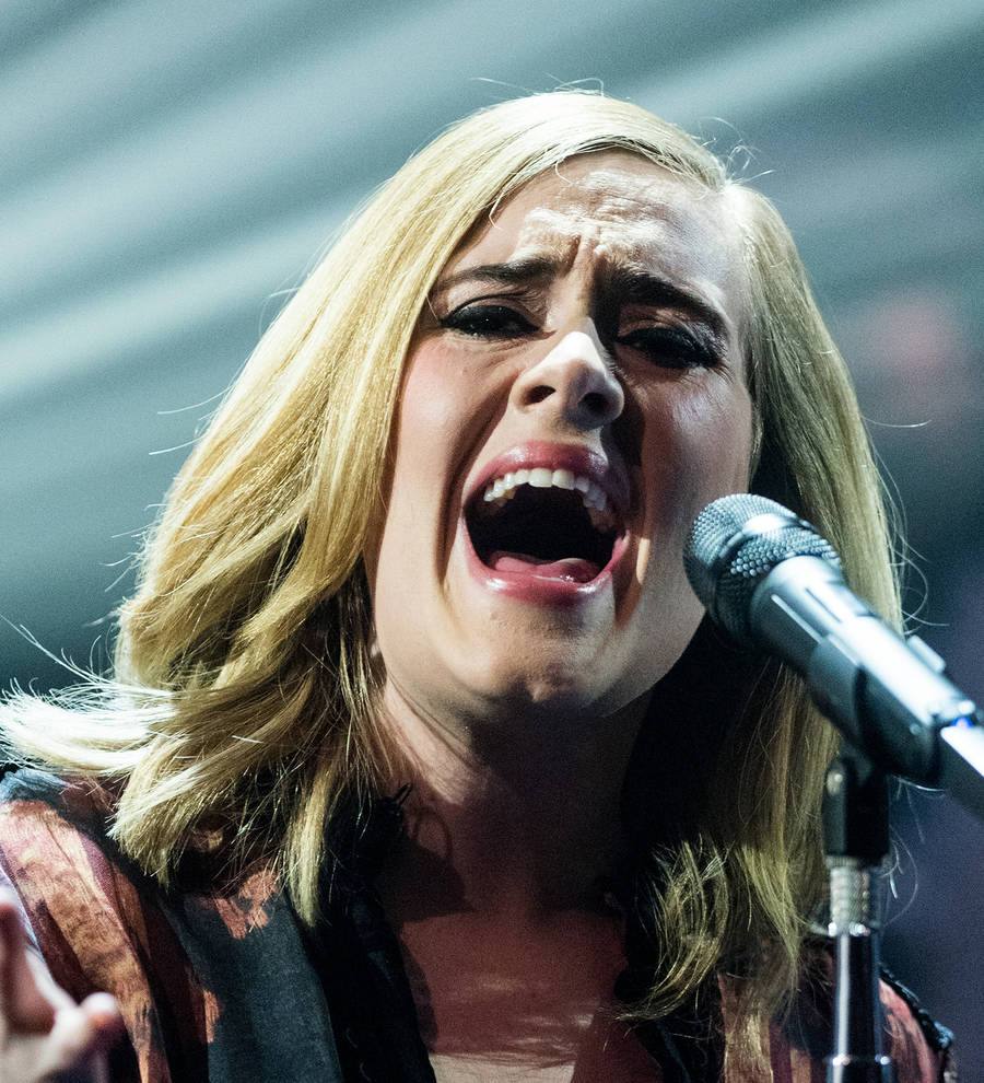 Adele's weightloss has led to shopping addiction
