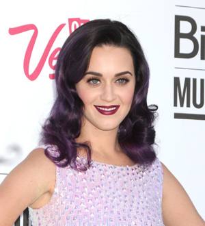 Katy Perry shares sisterly bond in Part Of Me