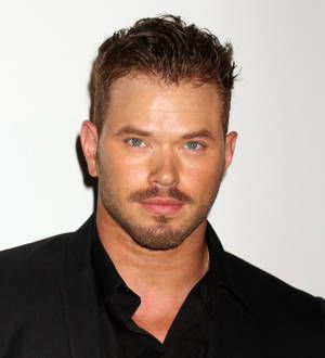 Kellan Lutz holds raffle for reality show crew members - report