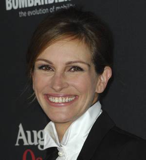 Julia Roberts thrilled to be working with Dermot Mulroney again