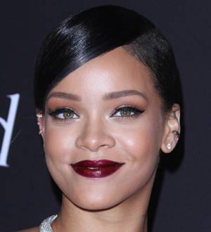 Rihanna to buy million Barbados home - report