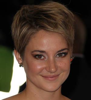 Shailene Woodley sells off possessions and gives home to grandmother