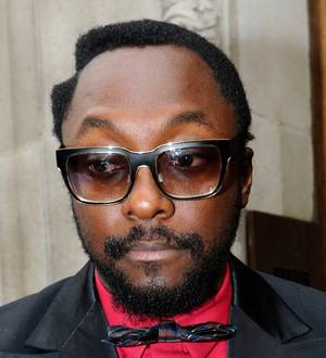 will.i.am defends himself over Olympic tweets