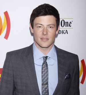Glee cast back for season four