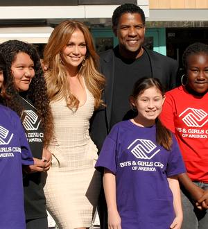 Jennifer Lopez and Ne-Yo launch mentor campaign