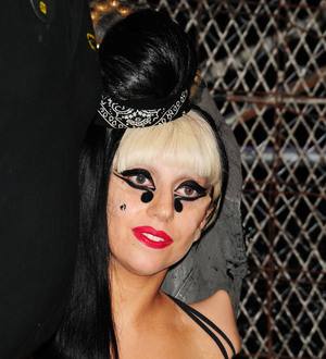 Gaga wows New York City with park gig
