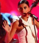 Nelly Furtado's Technical Nightmare