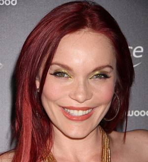 Carmit Bachar gives birth