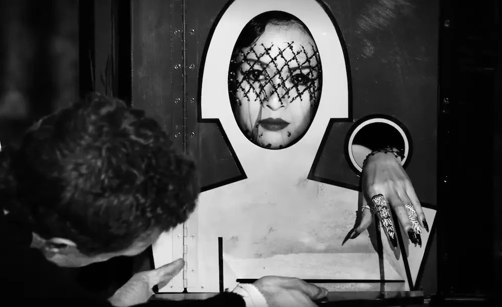 SUNDAY MUSIC VIDS: Birthday Edition
