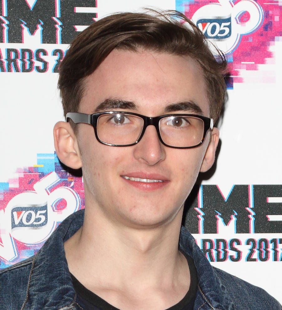 Isaac Hempstead Wright is a new student at University of Birmingham - report