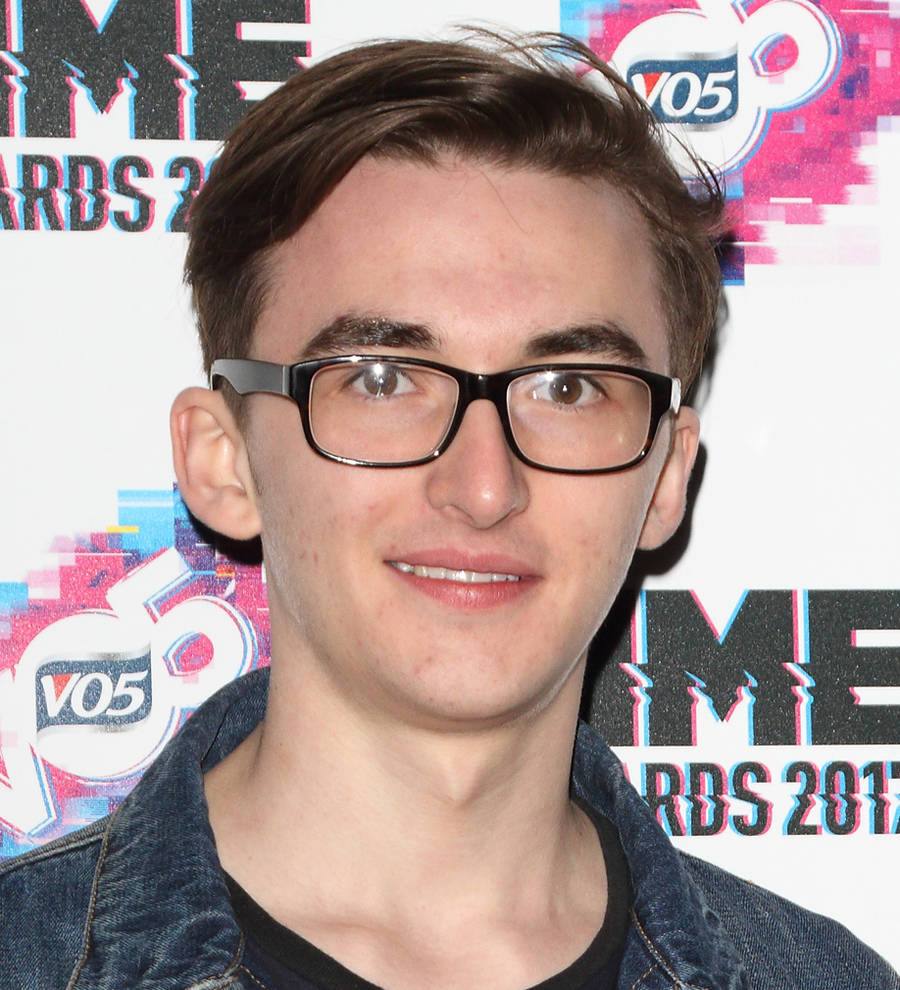 Isaac Hempstead Wright is a new student at University of Birmingham - report