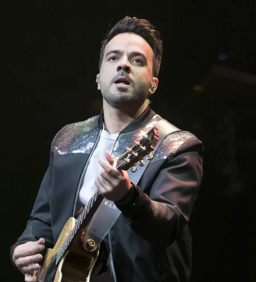 Luis Fonsi heading home to Puerto Rico to assess storm damage