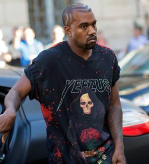 Kanye West treats bachelorette party-goers to Champagne
