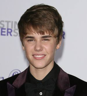 Justin Bieber's grandfather sobs on TV