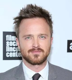 Aaron Paul calls fans to chat about Breaking Bad