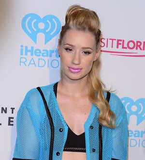 Iggy Azalea defends Lorde over racism row