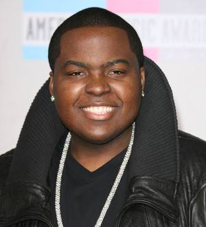 Sean Kingston urges fans to say hello