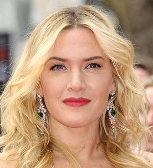 Kate Winslet refuses to autograph nude Titanic stills