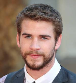 Liam Hemsworth kisses Eiza Gonzalez day after Miley split