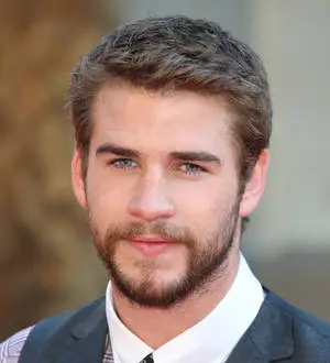 Liam Hemsworth kisses Eiza Gonzalez day after Miley split
