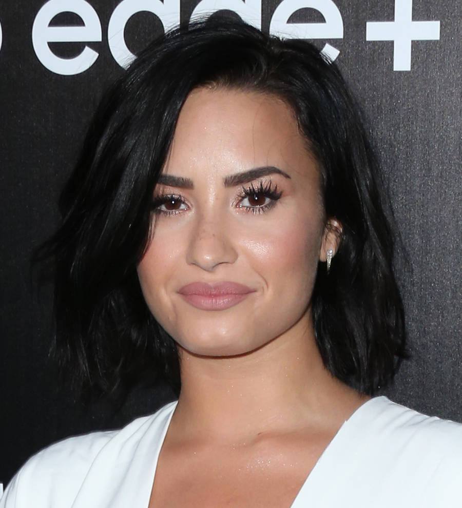 Demi Lovato embarrassed by see-through underpants