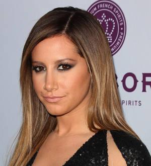 Ashley Tisdale fan arrested for violating restraining order
