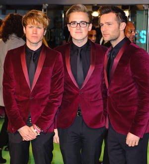 McFly help loved-up pair get engaged