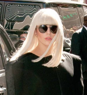 Lady Gaga in bidding war for Michael Jackson's head injury photos