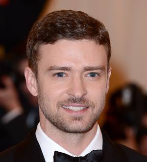 Justin Timberlake entertains Wal-Mart bosses