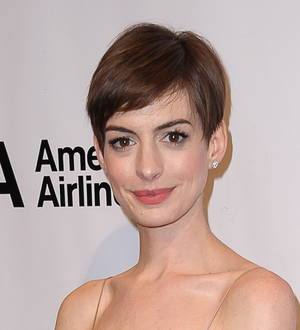 Anne Hathaway refuses to discuss Les Miserable diet