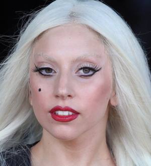 Lady Gaga shocked into silence by Winehouse death