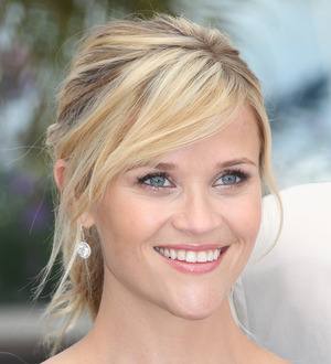 Reese Witherspoon gives birth