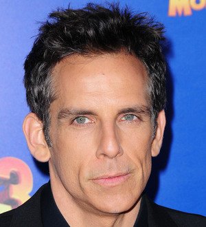 Ben Stiller volunteers at New York shelter