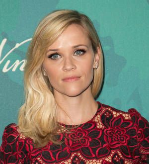 Reese Witherspoon and Jennifer Lopez honored for charity work