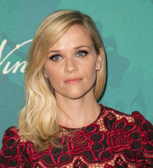 Reese Witherspoon and Jennifer Lopez honored for charity work
