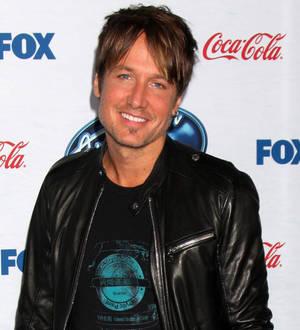 Keith Urban launches T-shirt line