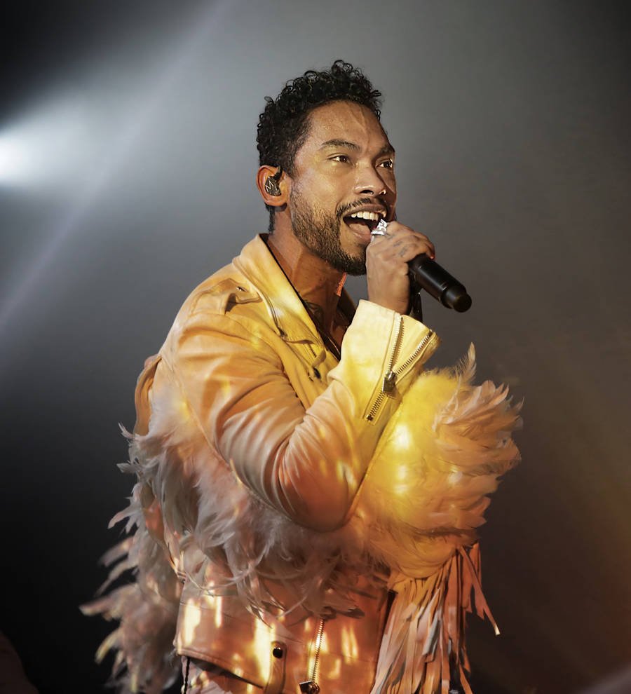 Miguel to pay tribute to Michael Jackson at Grammys